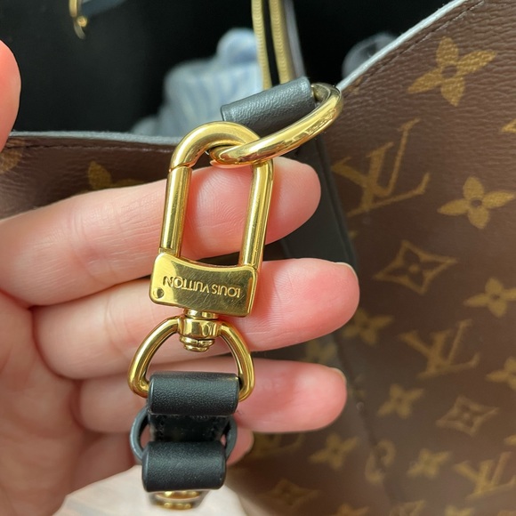 🚫SOLD🚫 Louis Vuitton NÉONOÉ Monogram bucket bag - Picture 4 of 10